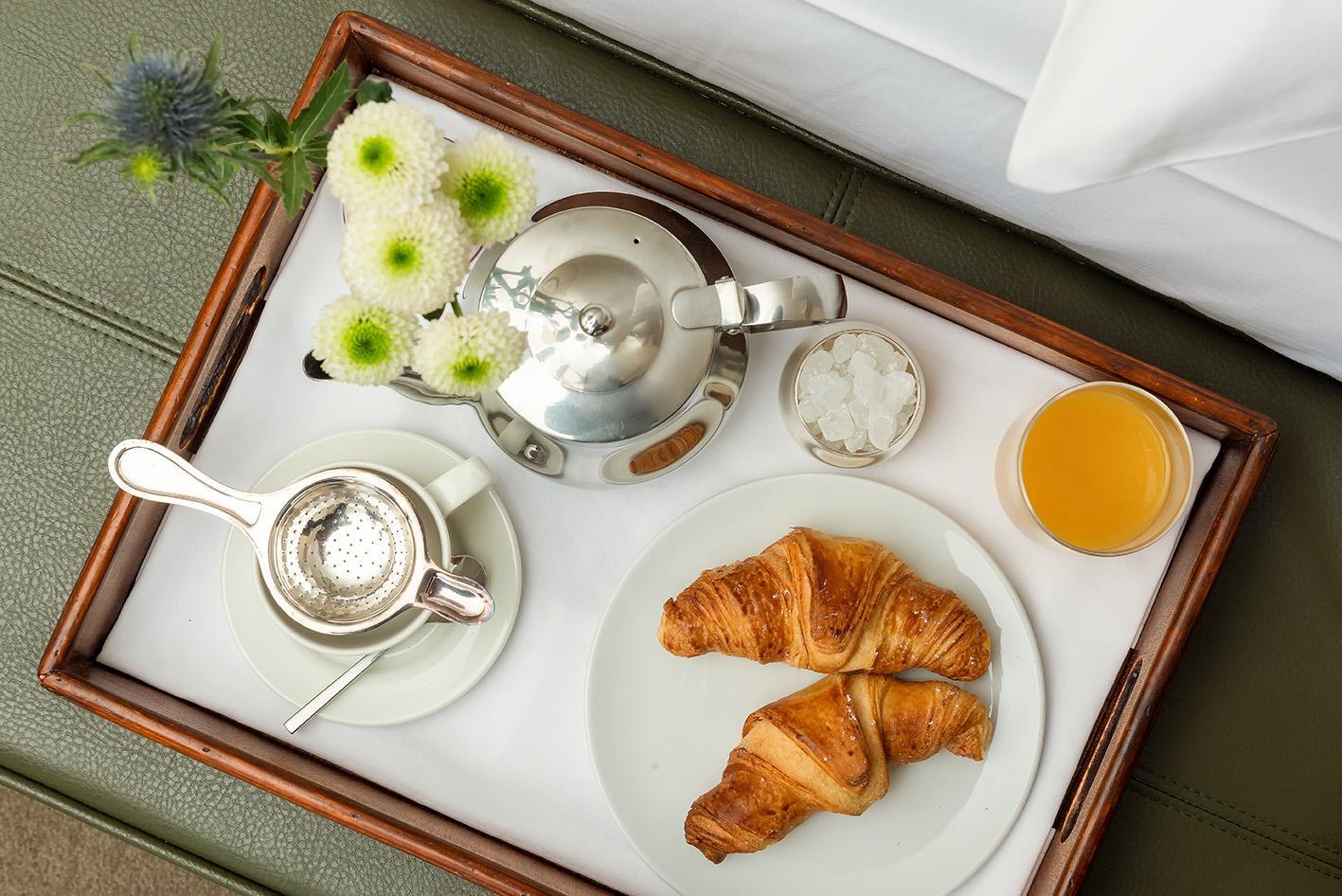 Precise Resort 바트 자로 외부 사진 Room service
