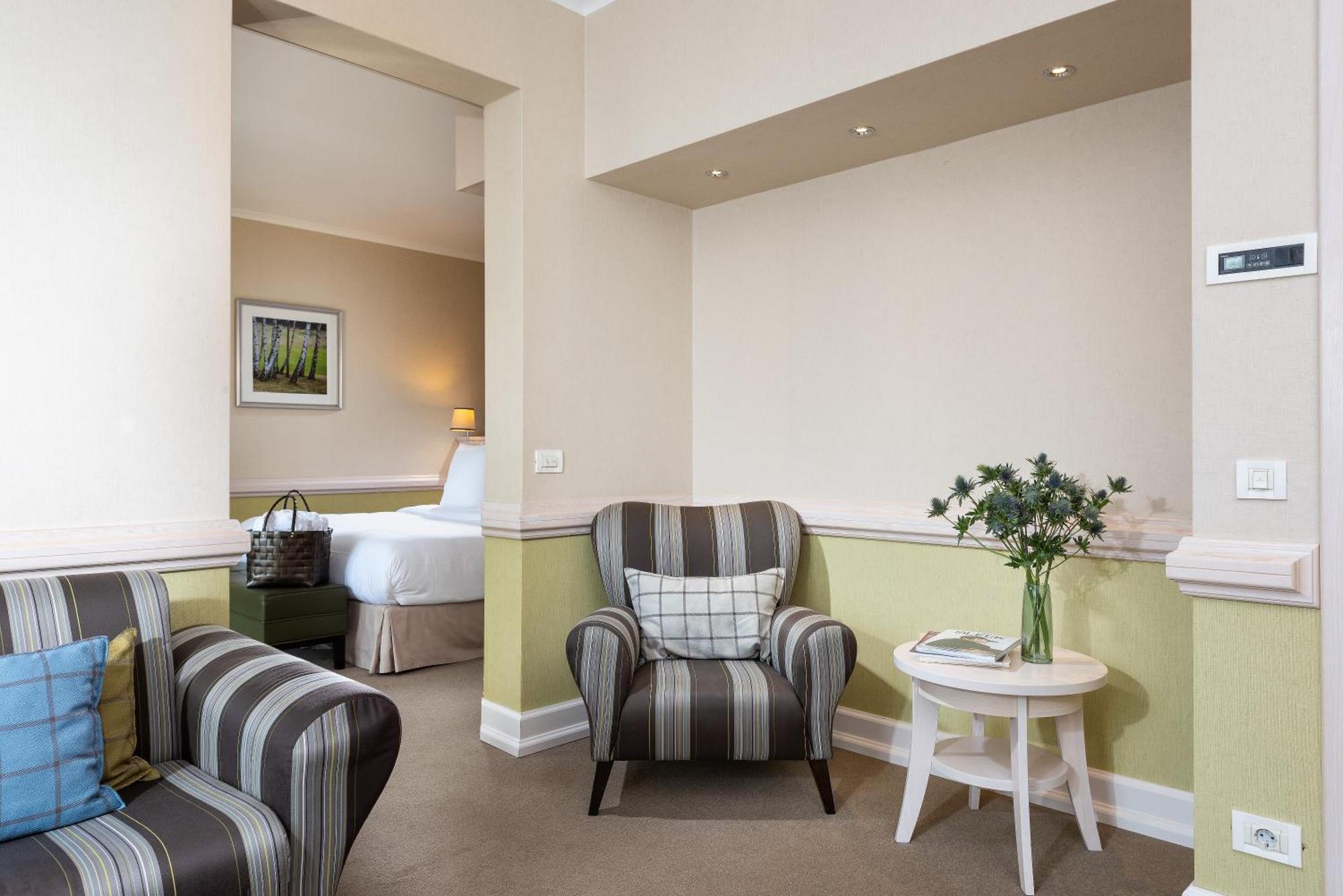 Precise Resort 바트 자로 객실 사진 A room at the hotel